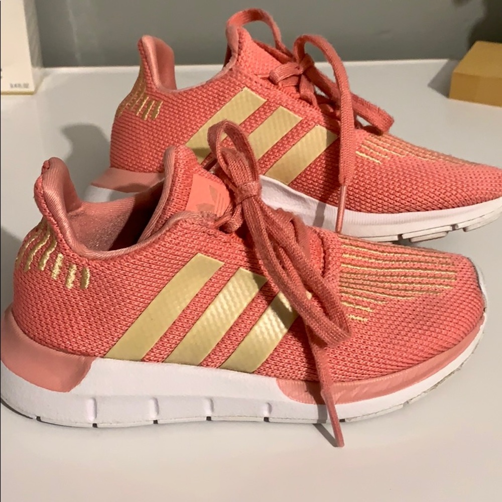 Used girls adidas size 11